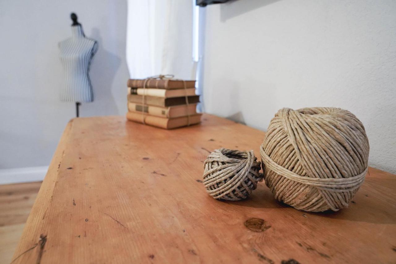 Art Apartment Black & White Suite Флоренция Екстериор снимка